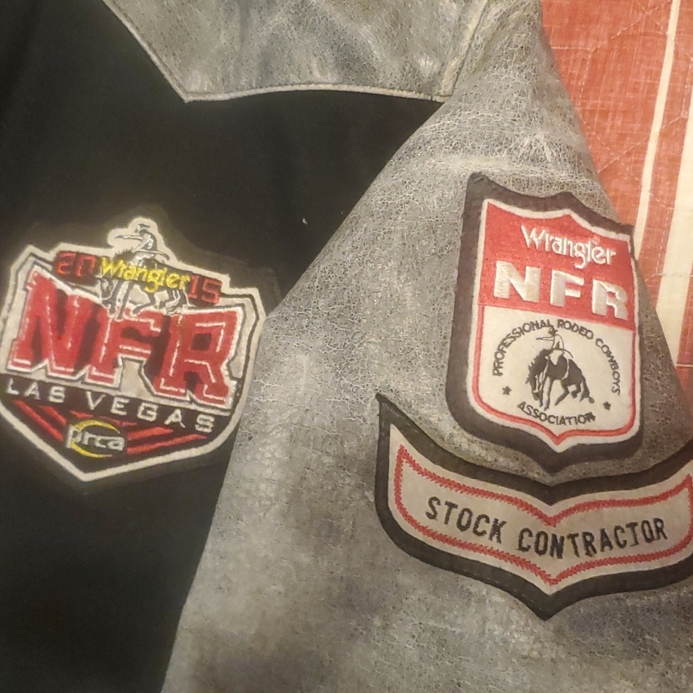 Official Wrangler National Finals Rodeo 2015 Contestant Jacket -Stock Contractor